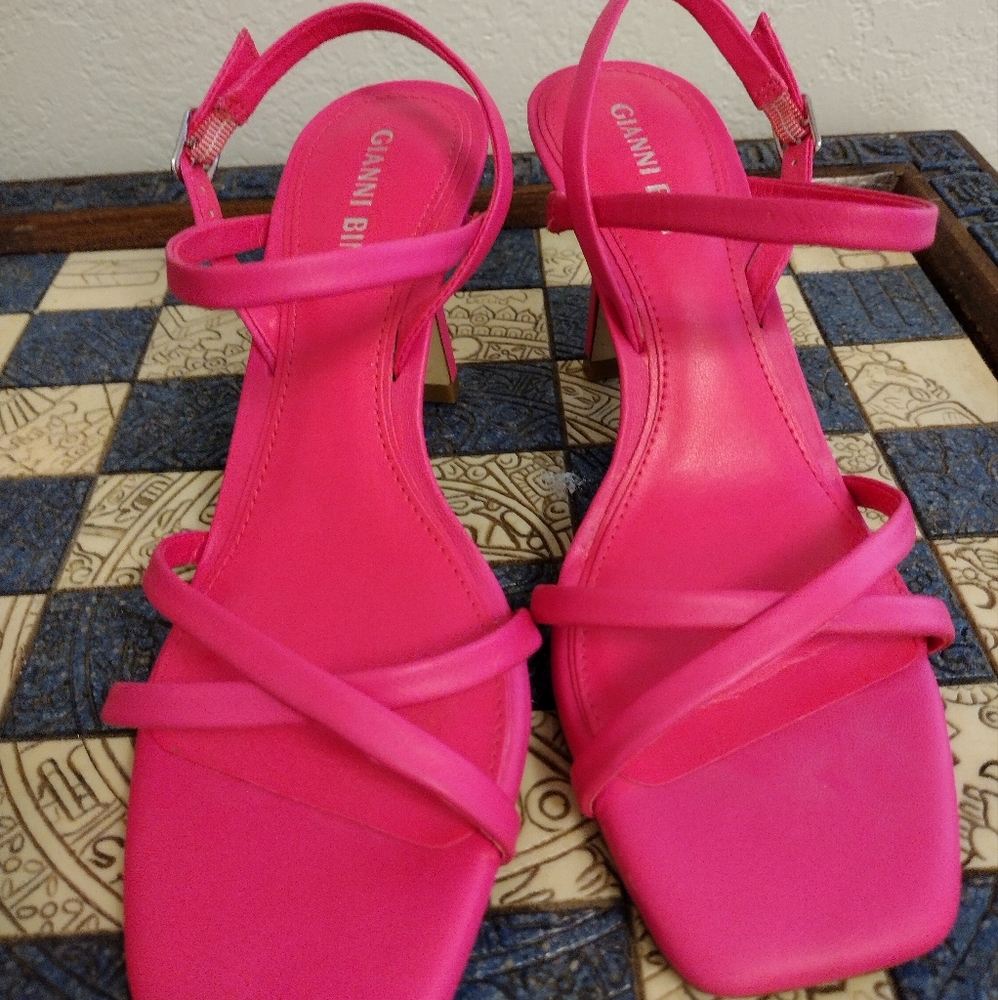GIANNI BINI Leather Hot Pink Heels
